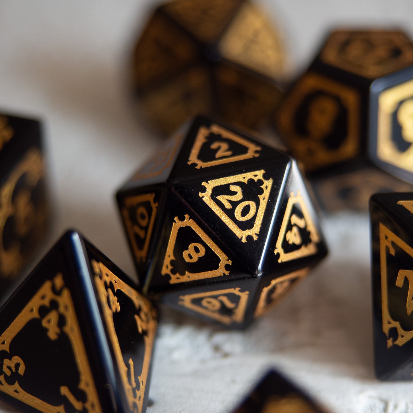 Obsidian dice set